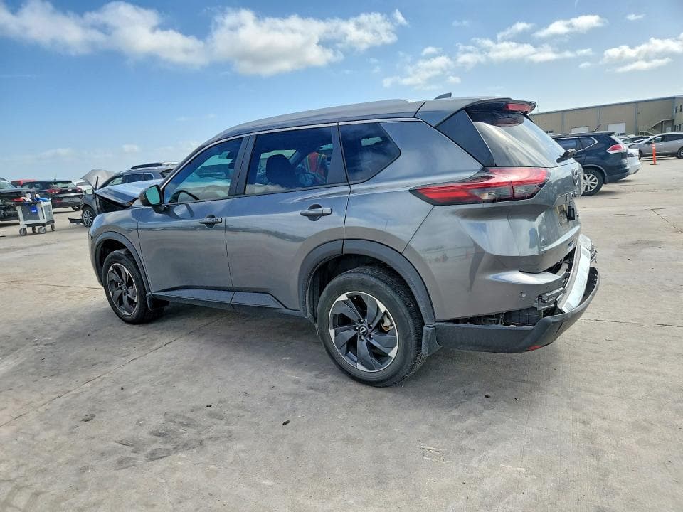 2024 NISSAN ROGUE SV 2
