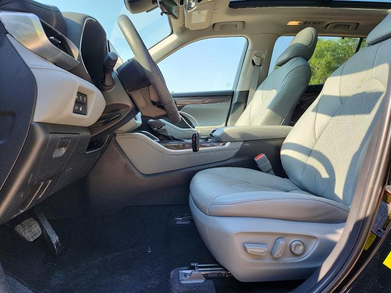 2026 TOYOTA HIGHLANDER PLATINUM 7