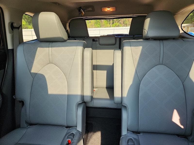 2026 TOYOTA HIGHLANDER PLATINUM 10