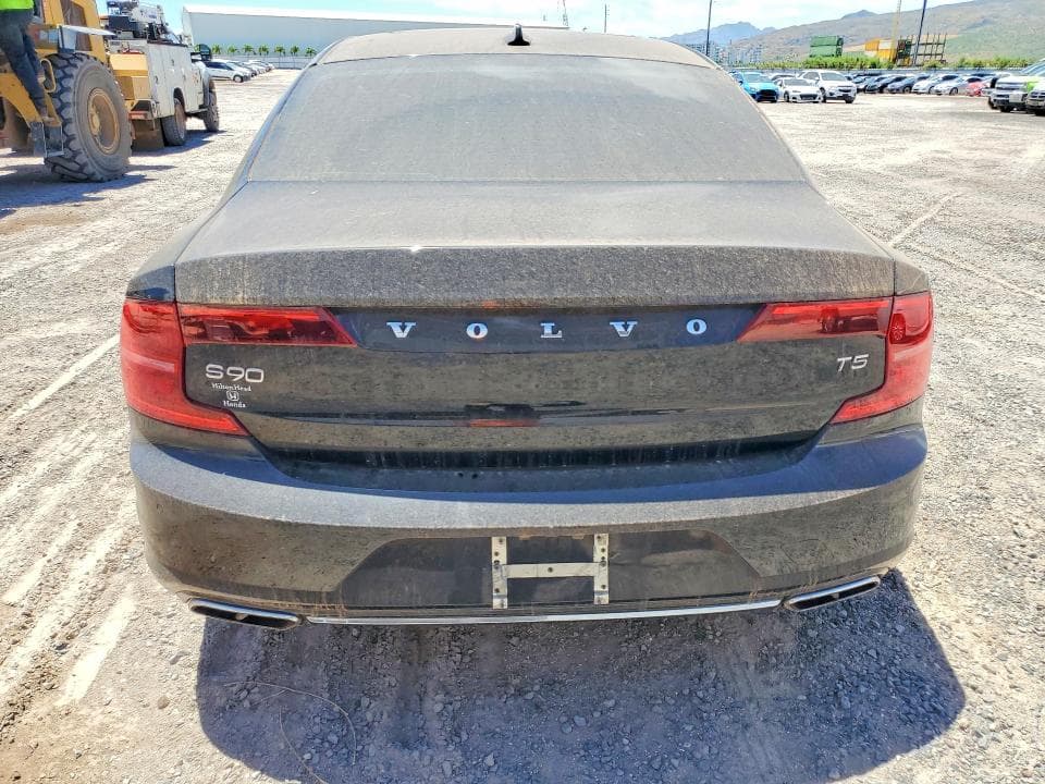 2019 VOLVO S90 6