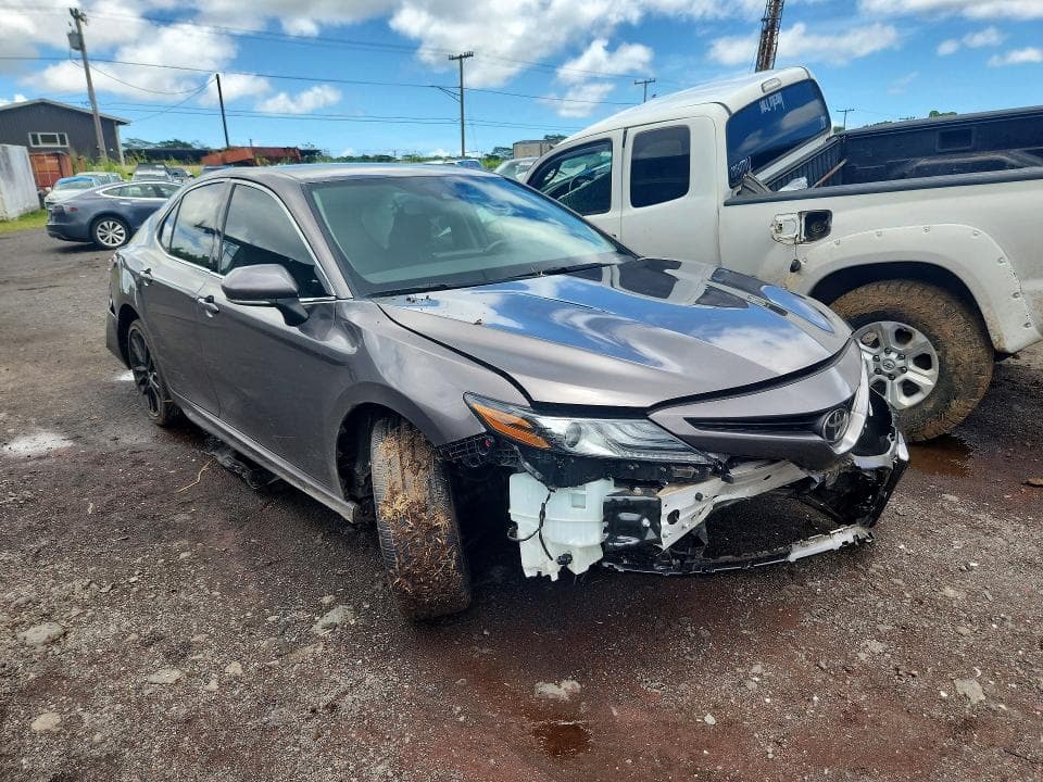 2022 TOYOTA CAMRY XSE 4