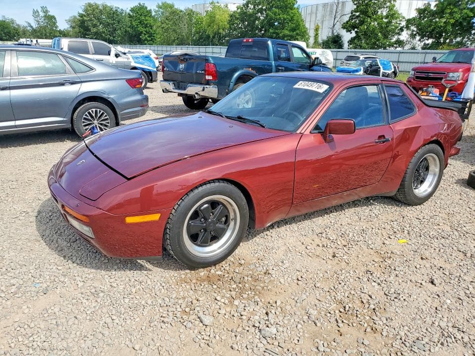 1986 PORSCHE 944 - 1