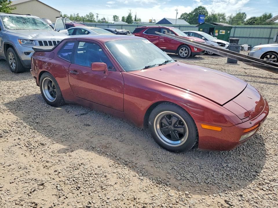 1986 PORSCHE 944 4