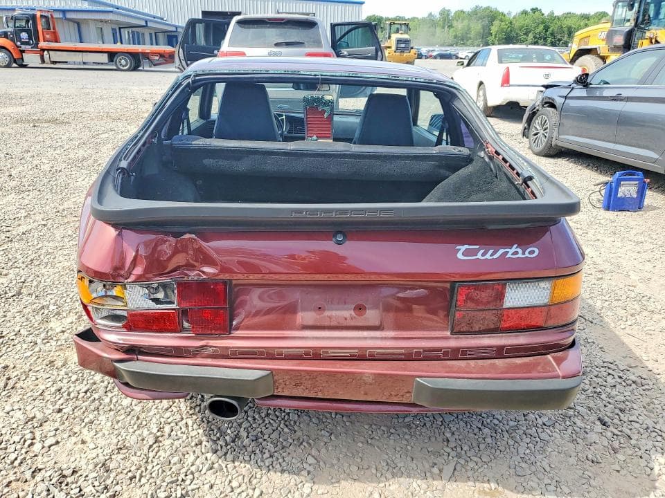1986 PORSCHE 944 6