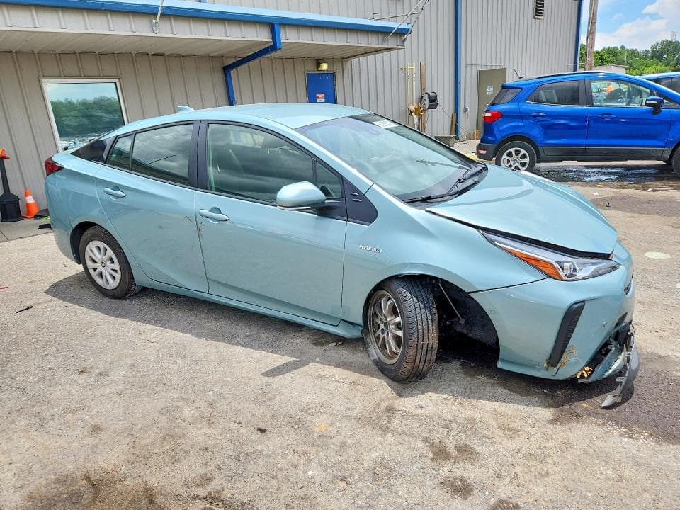 2021 TOYOTA PRIUS LE 4