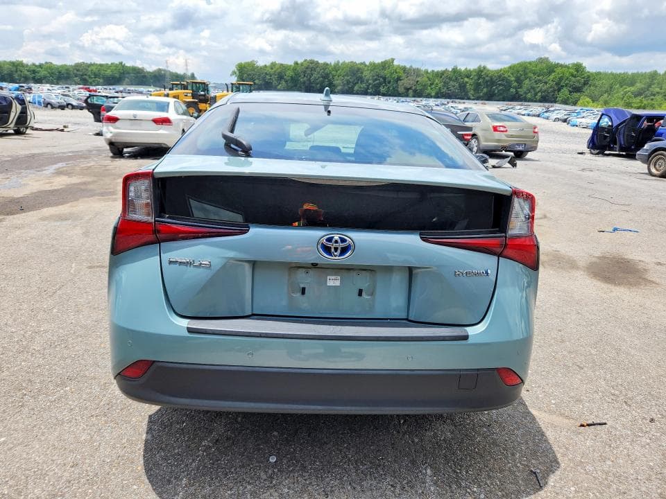 2021 TOYOTA PRIUS LE 6