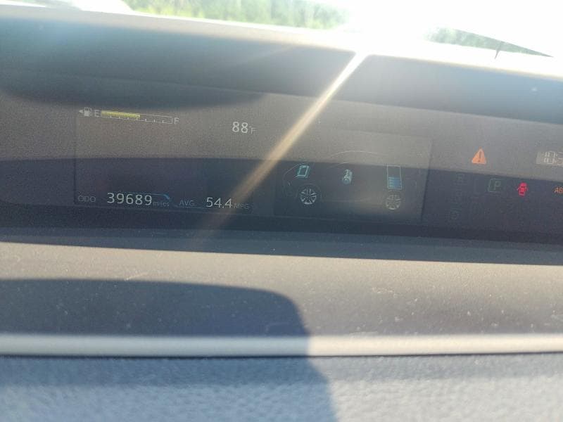 2021 TOYOTA PRIUS LE 9