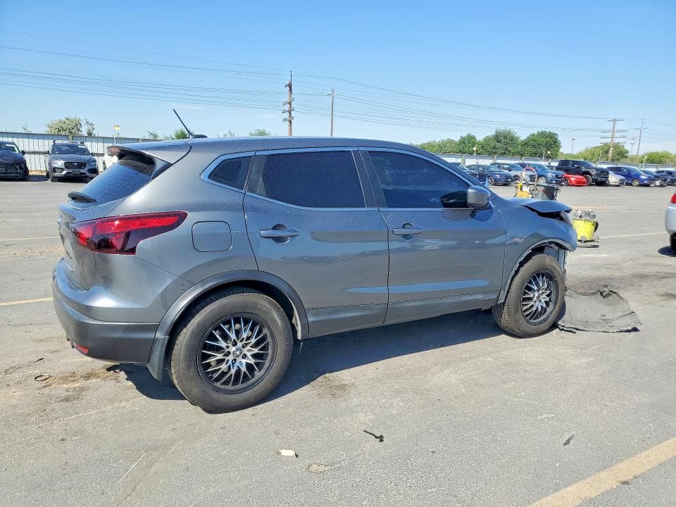 2018 NISSAN ROGUE SPORT S 3