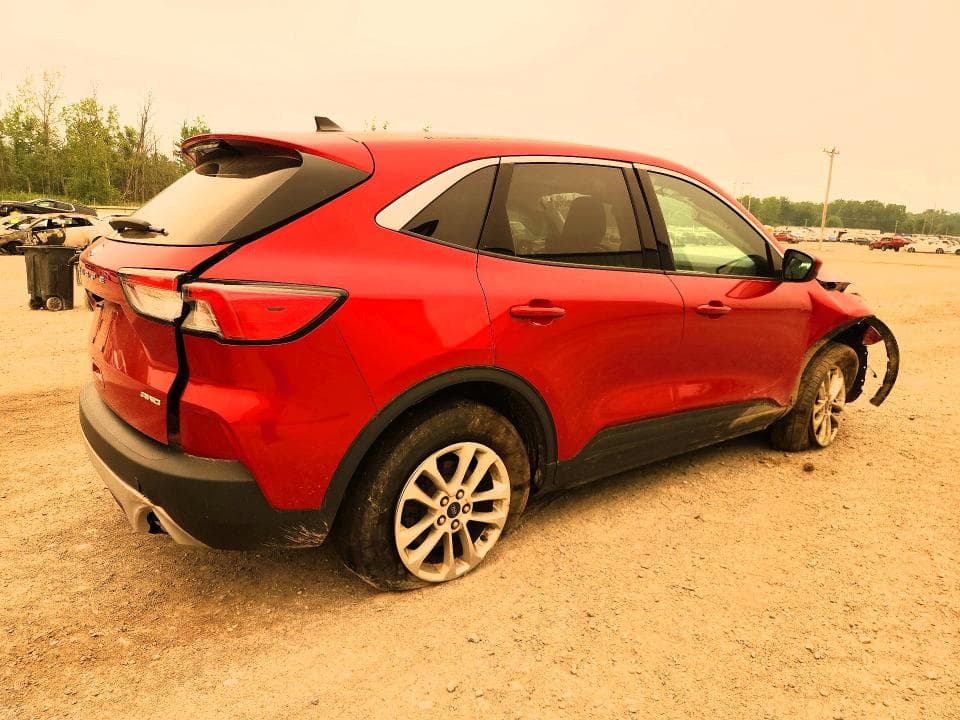 2021 FORD ESCAPE SE 3