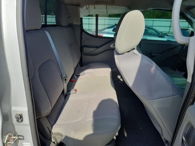 2019 NISSAN FRONTIER SV 10