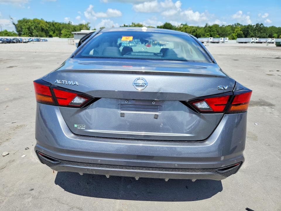 2022 NISSAN ALTIMA SV 6