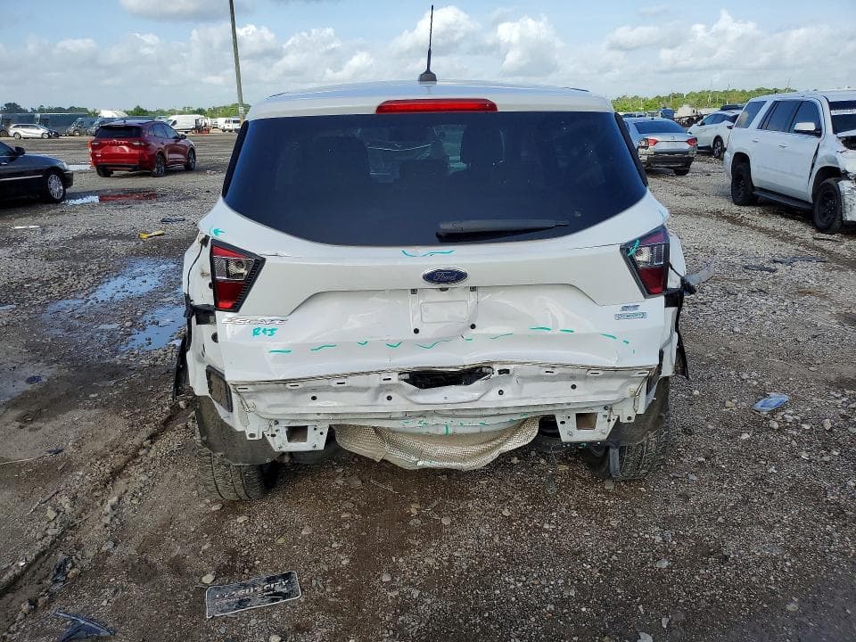 2017 FORD ESCAPE SE 6
