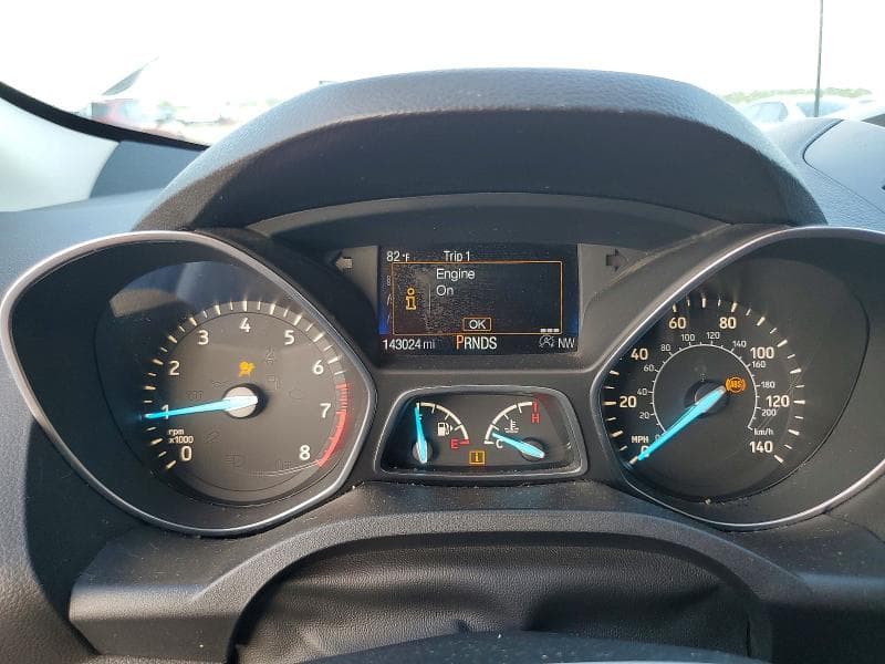2017 FORD ESCAPE SE 9