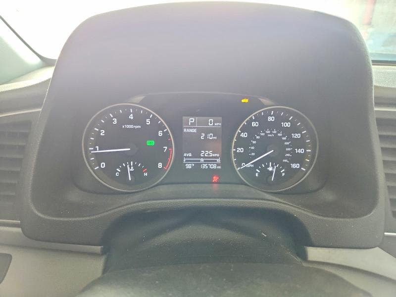 2018 HYUNDAI ELANTRA SE SE 9