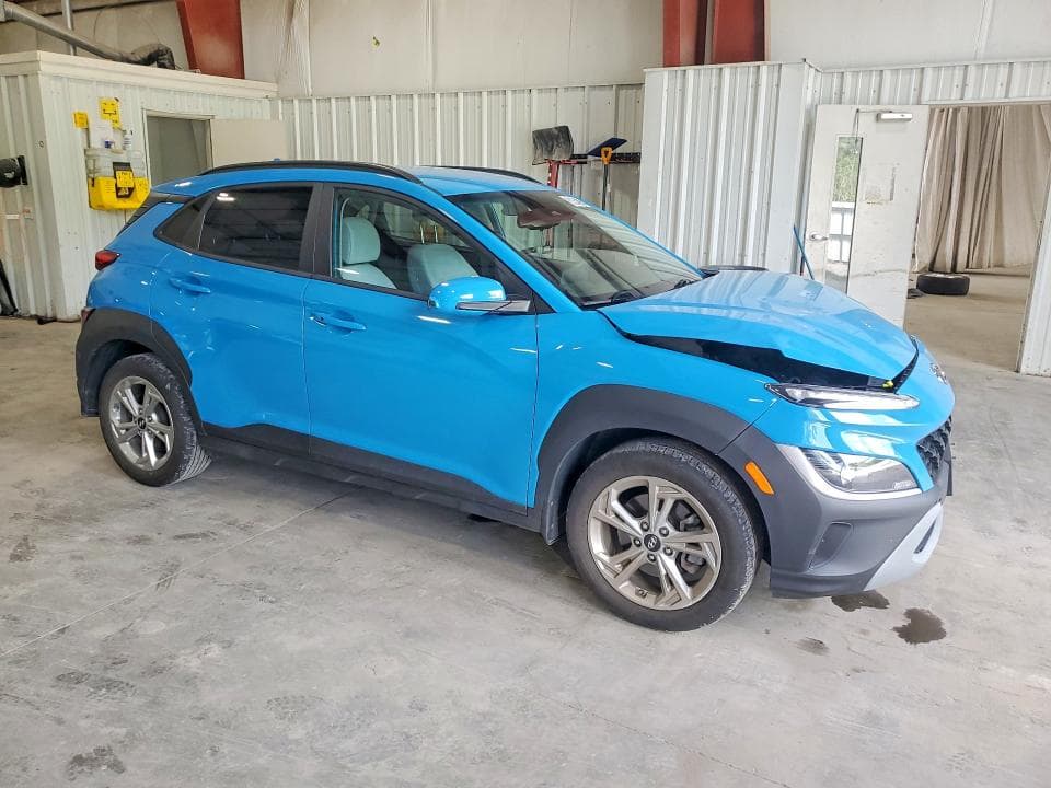 2023 HYUNDAI KONA SEL 4