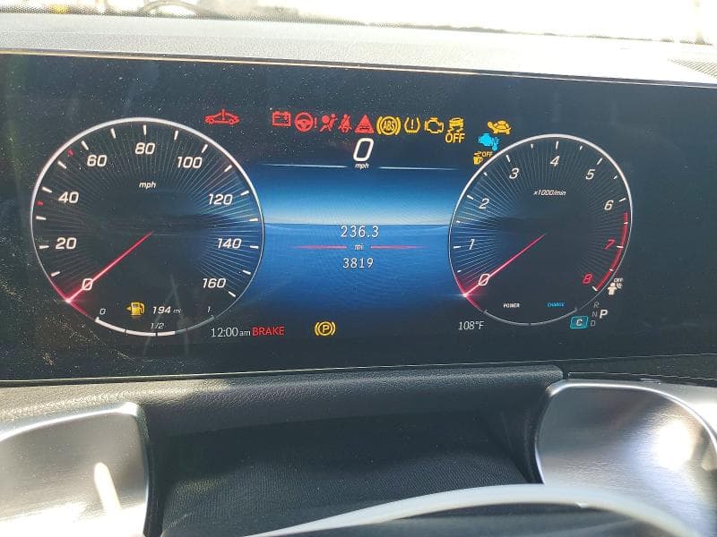 2026 MERCEDES-BENZ GLB 250 9