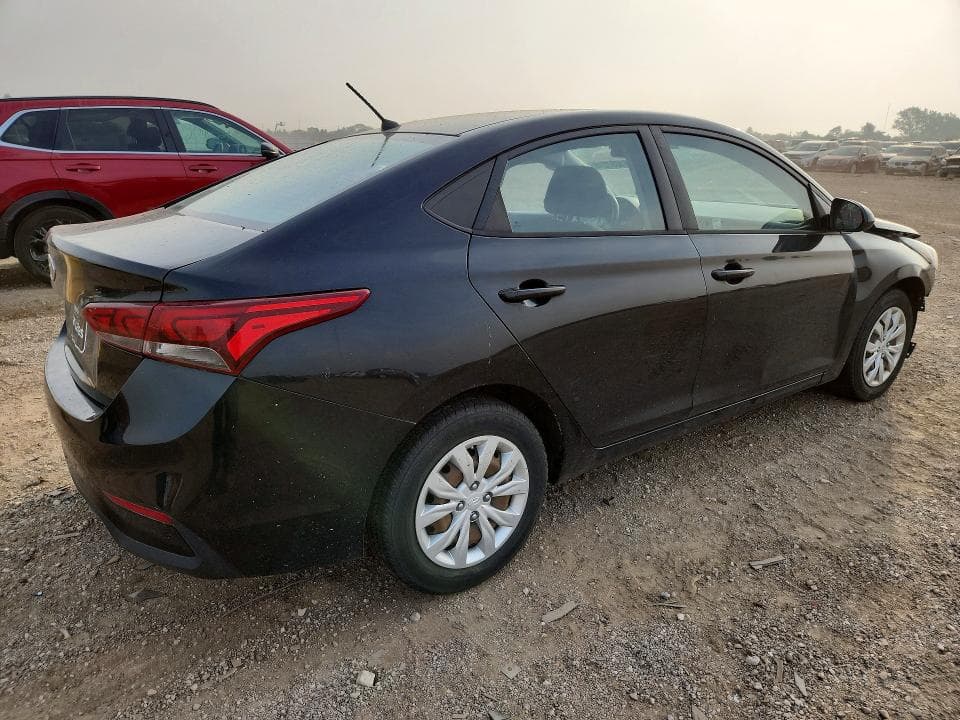 2020 HYUNDAI ACCENT SE 3