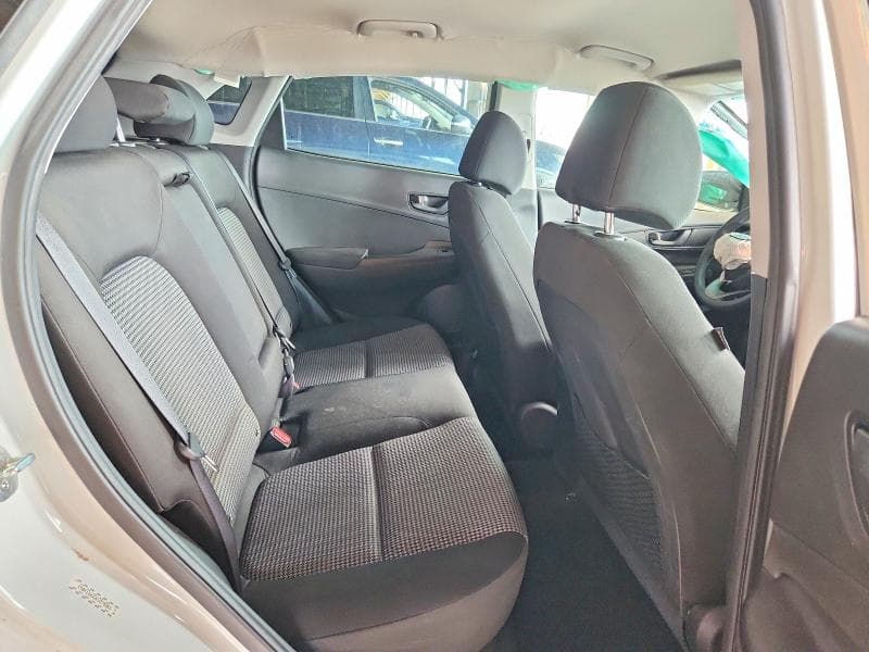 2019 HYUNDAI KONA SE 11