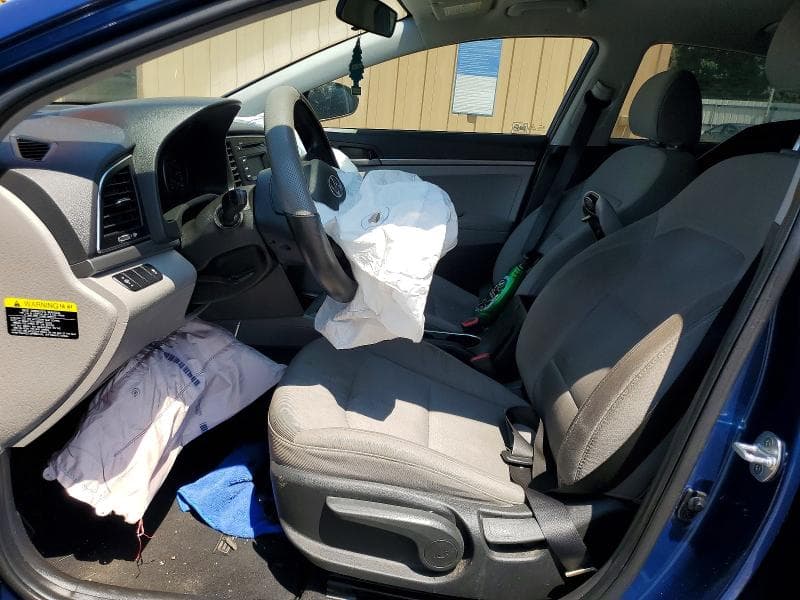 2018 HYUNDAI ELANTRA SE 7