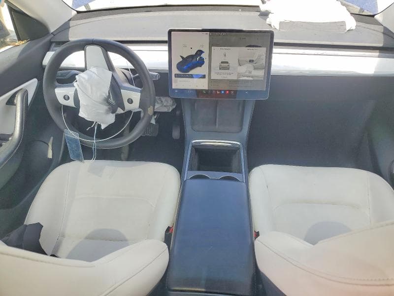 2021 TESLA MODEL Y 8