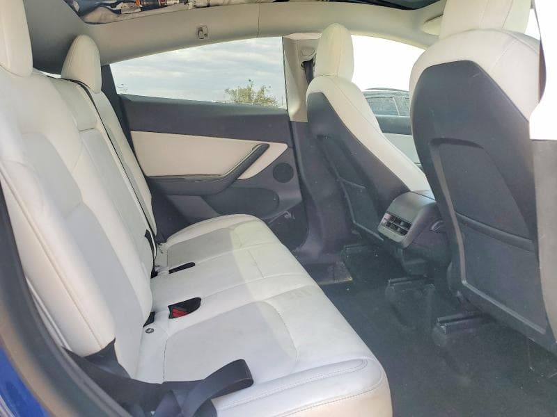 2021 TESLA MODEL Y 10