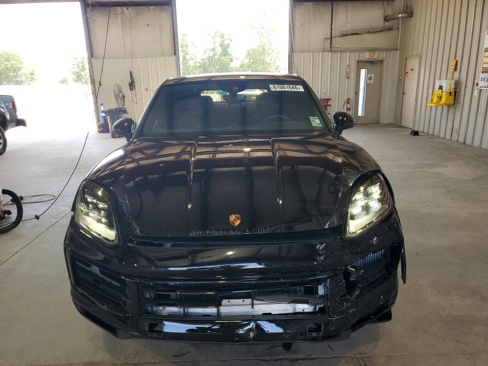 2026 PORSCHE CAYENNE COUPE COUPE 5
