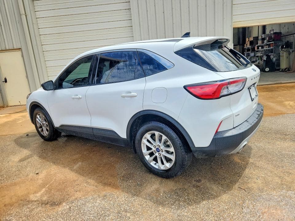 2022 FORD ESCAPE SE 2