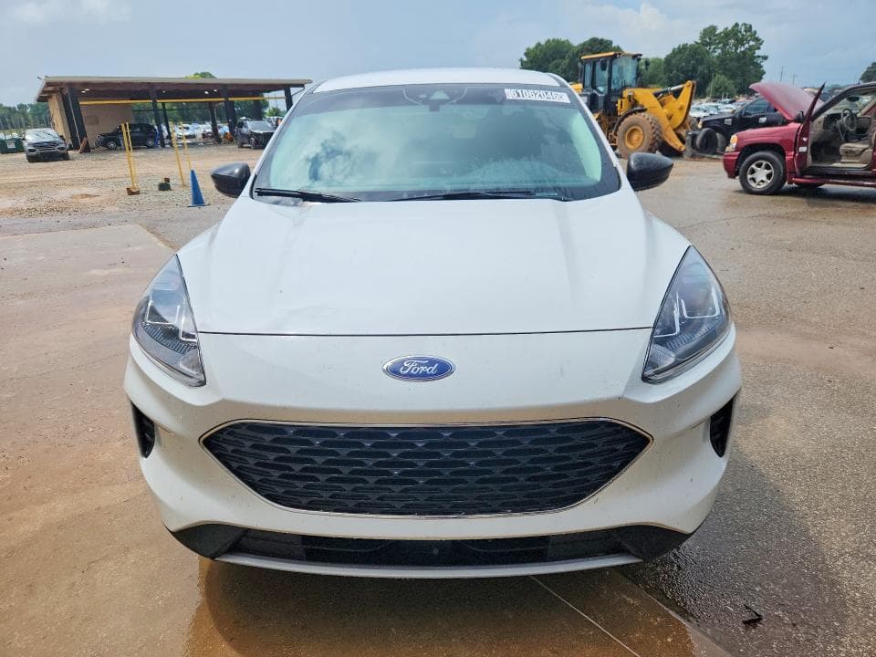 2022 FORD ESCAPE SE 5