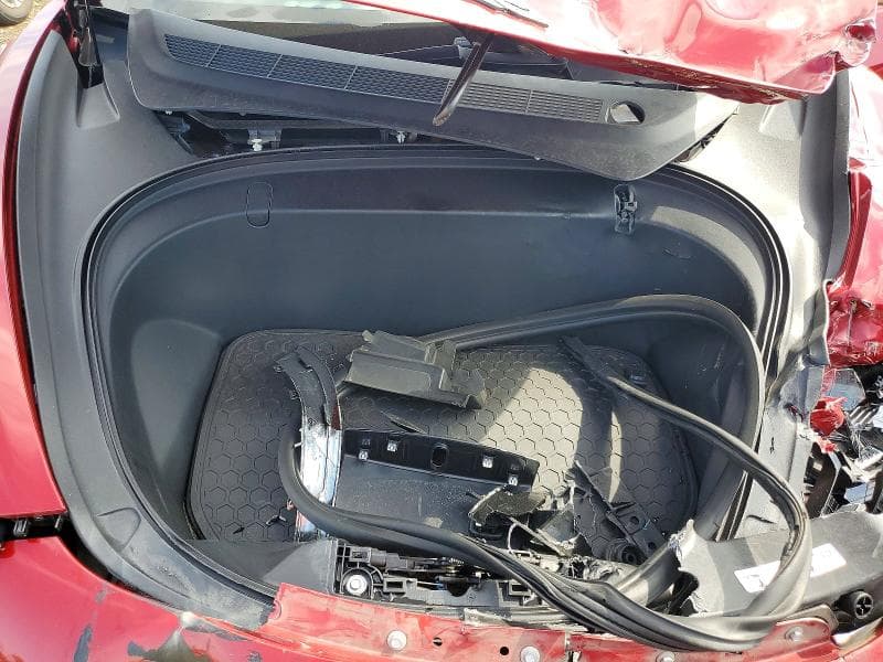 2018 TESLA MODEL 3 21
