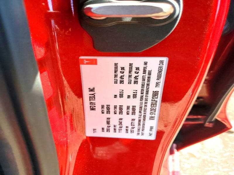 2018 TESLA MODEL 3 24