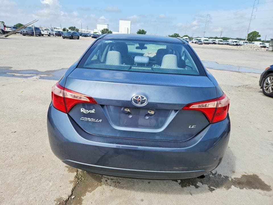 2017 TOYOTA COROLLA LE 11