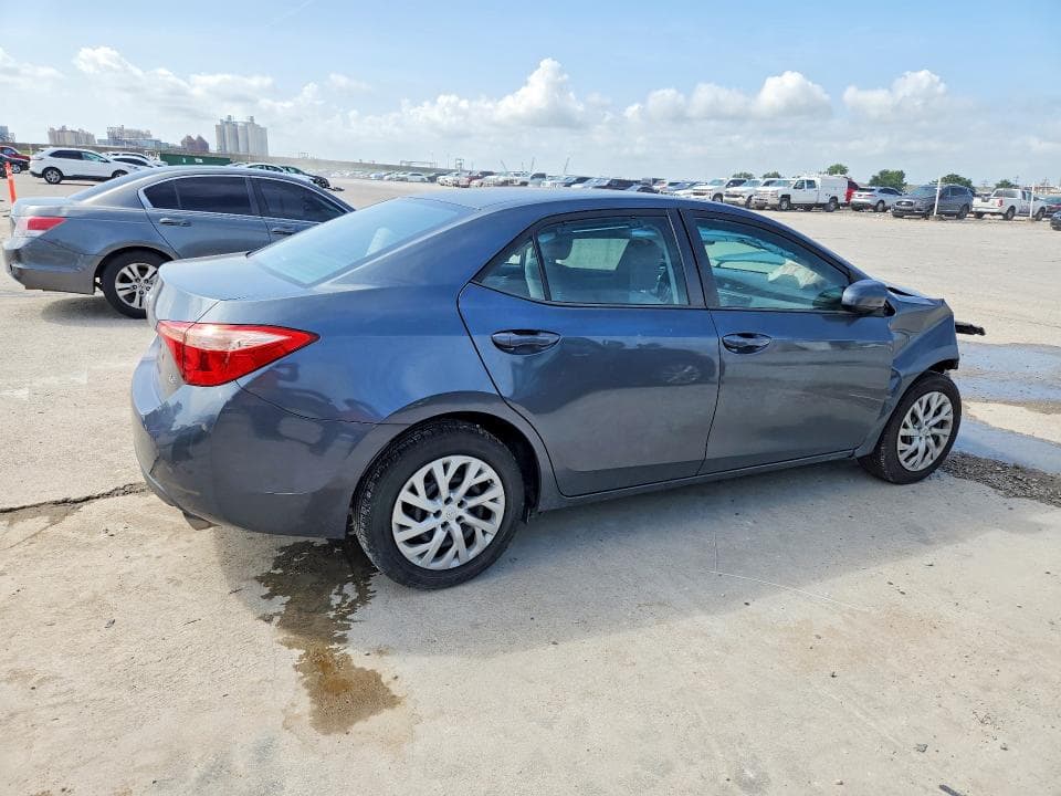 2017 TOYOTA COROLLA LE 6