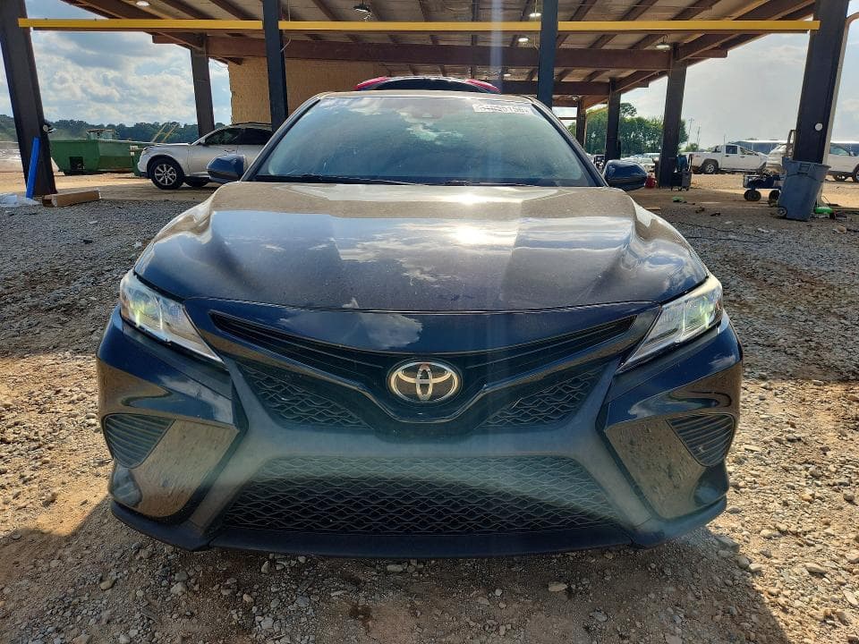 2019 TOYOTA CAMRY SE 5