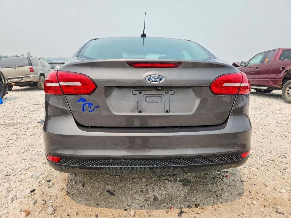 2018 FORD FOCUS SE 6