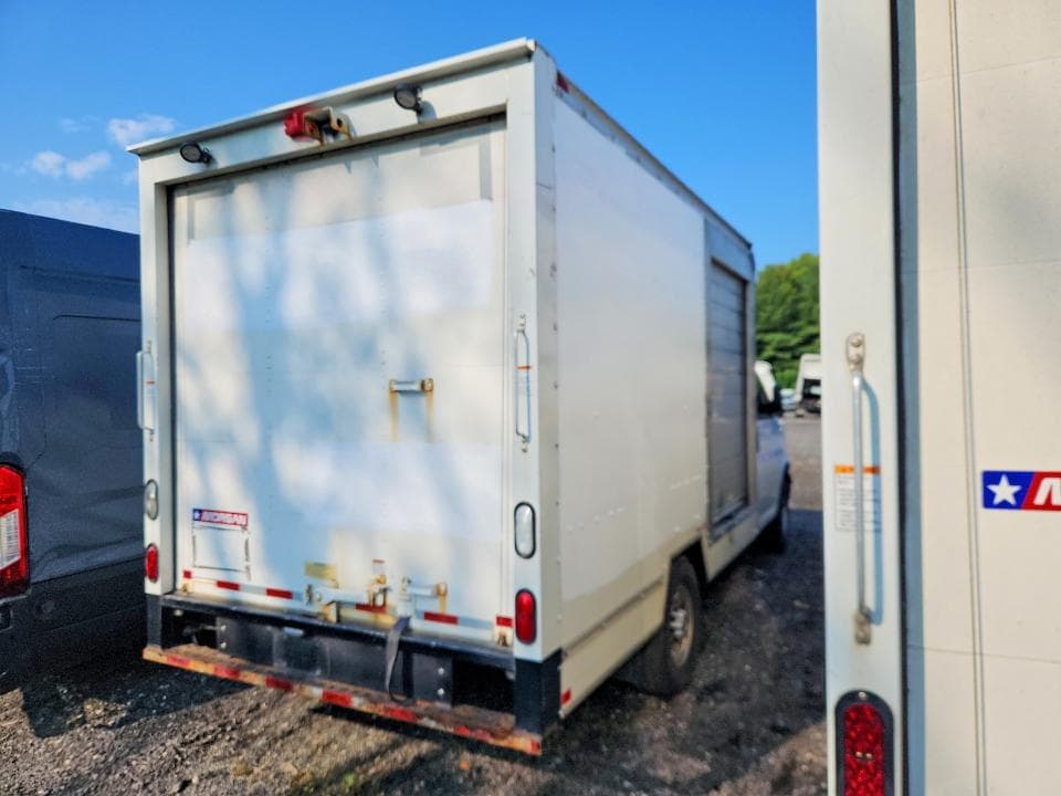 2019 CHEVROLET EXPRESS DELIVERY TRUCK 3