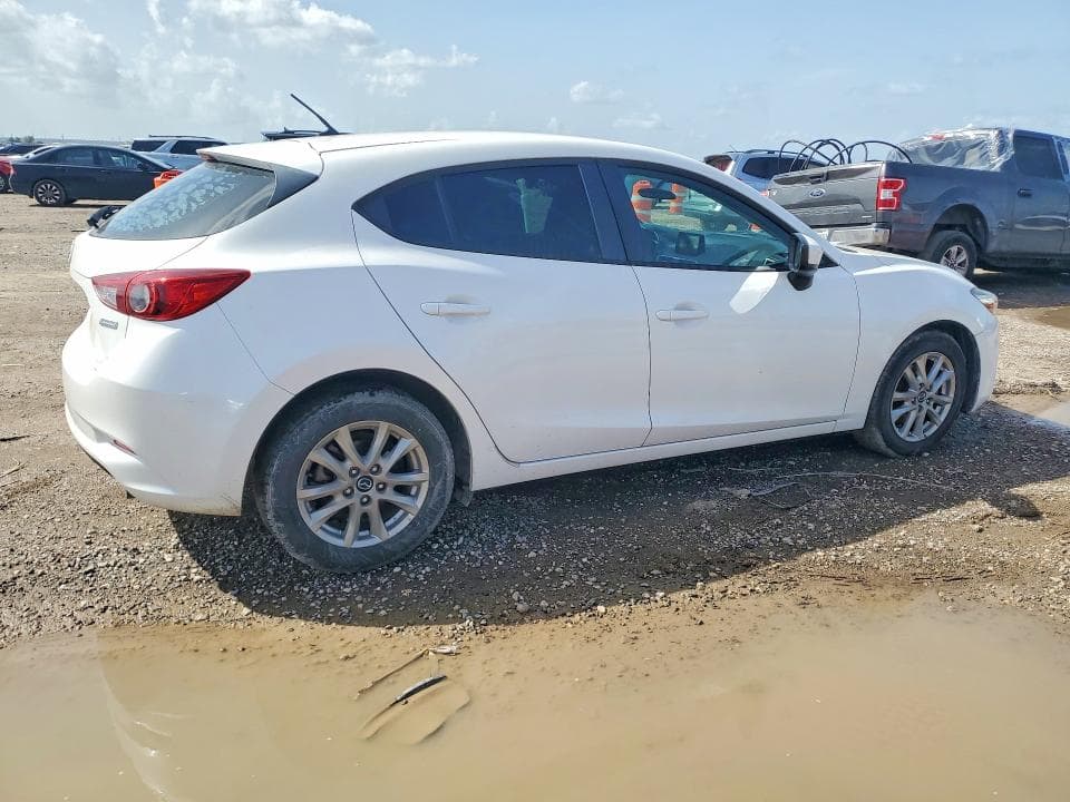 2017 MAZDA 3 SPORT 3