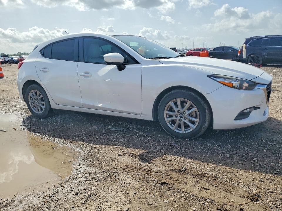 2017 MAZDA 3 SPORT 4