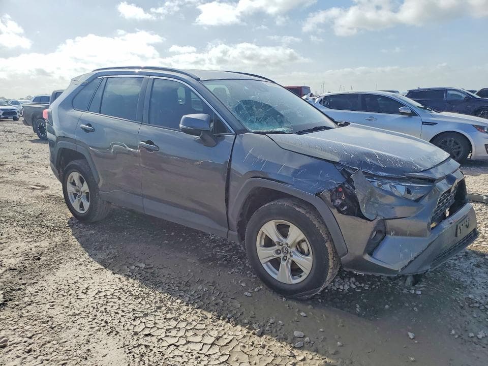 2021 TOYOTA RAV4 XLE XLE 4