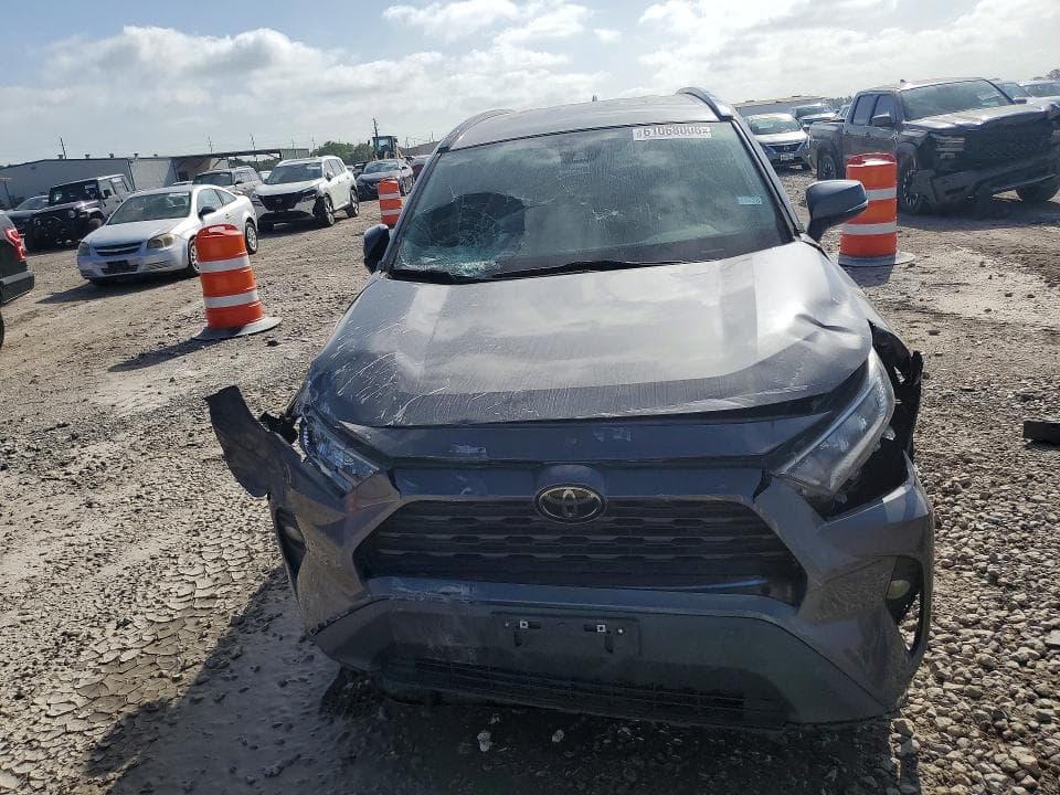 2021 TOYOTA RAV4 XLE XLE 5