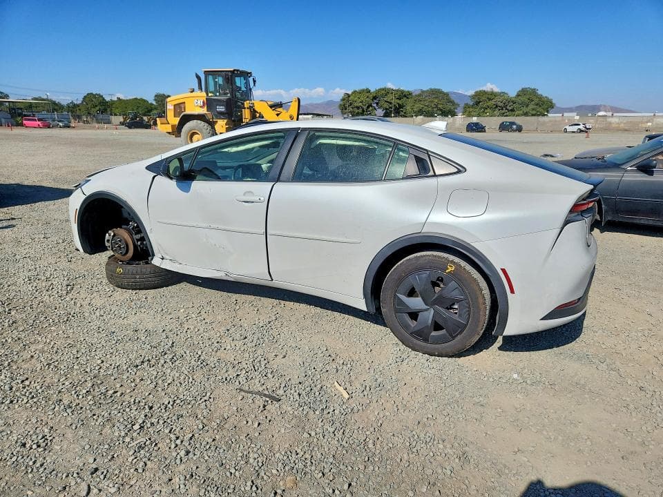 2024 TOYOTA PRIUS LE 2