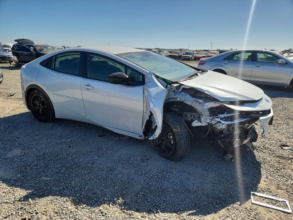 2024 TOYOTA PRIUS LE 4