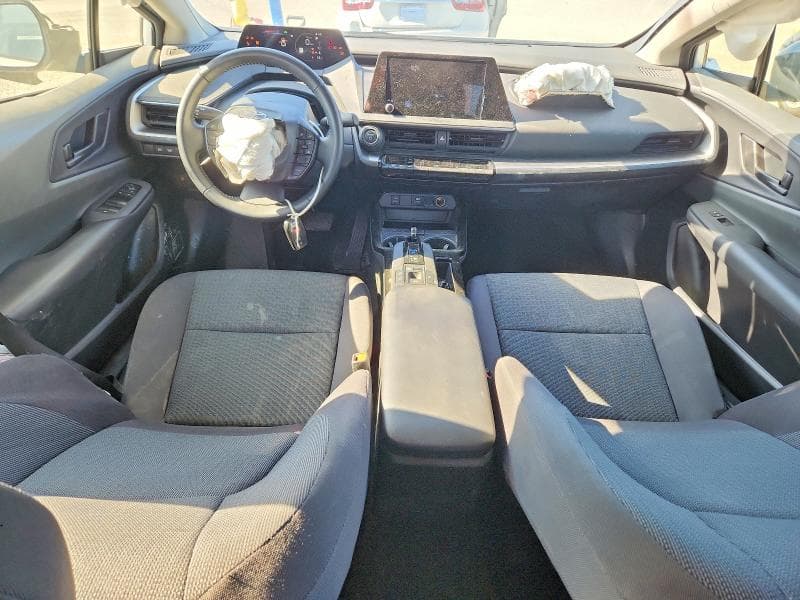 2024 TOYOTA PRIUS LE 8