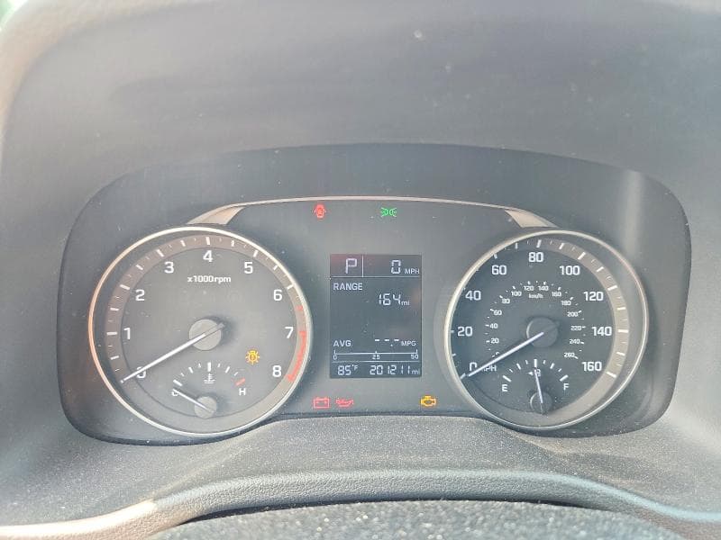 2017 HYUNDAI ELANTRA SE SE 9