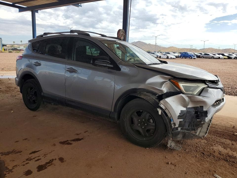 2017 TOYOTA RAV4 LE 4