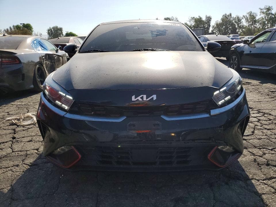 2022 KIA FORTE GT LINE 5