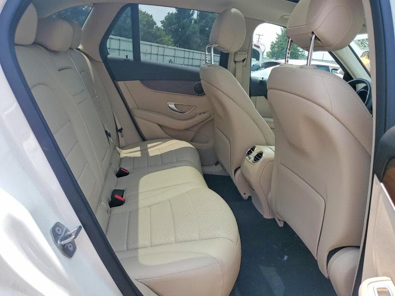 2021 MERCEDES-BENZ GLC 300 4MATIC 11