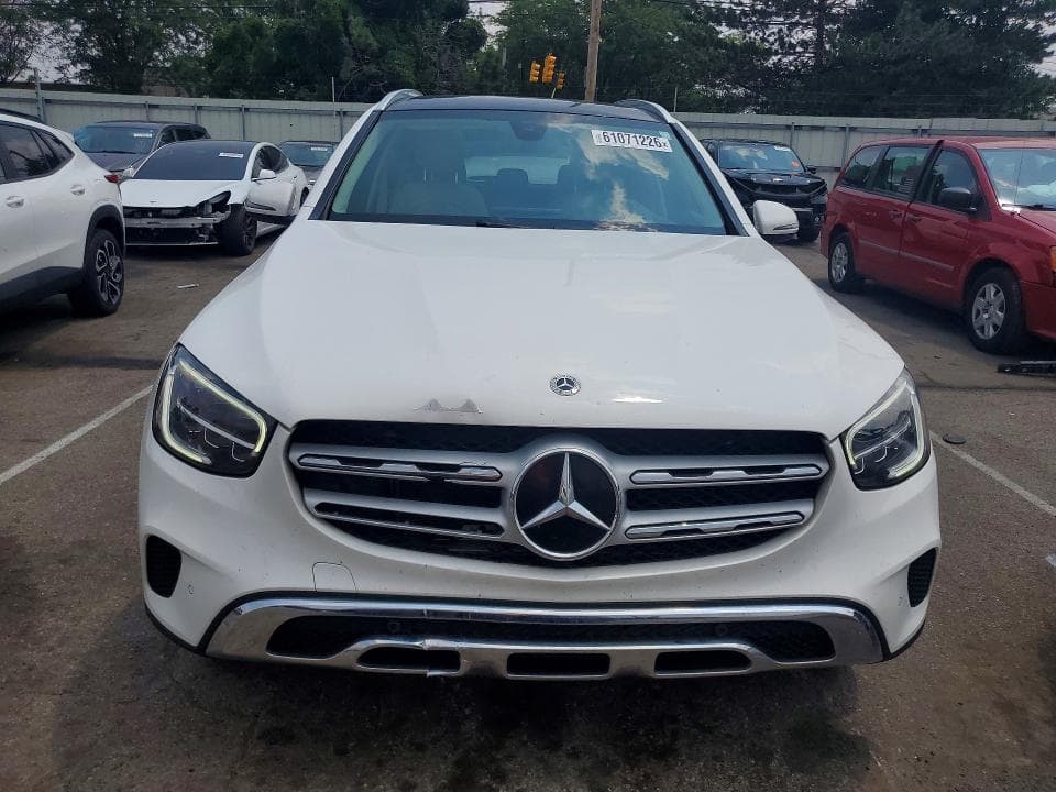 2021 MERCEDES-BENZ GLC 300 4MATIC 5