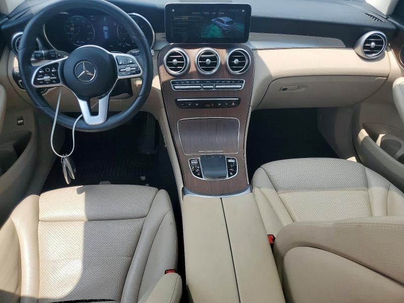 2021 MERCEDES-BENZ GLC 300 4MATIC 8