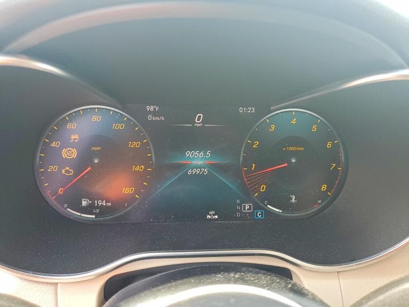 2021 MERCEDES-BENZ GLC 300 4MATIC 9