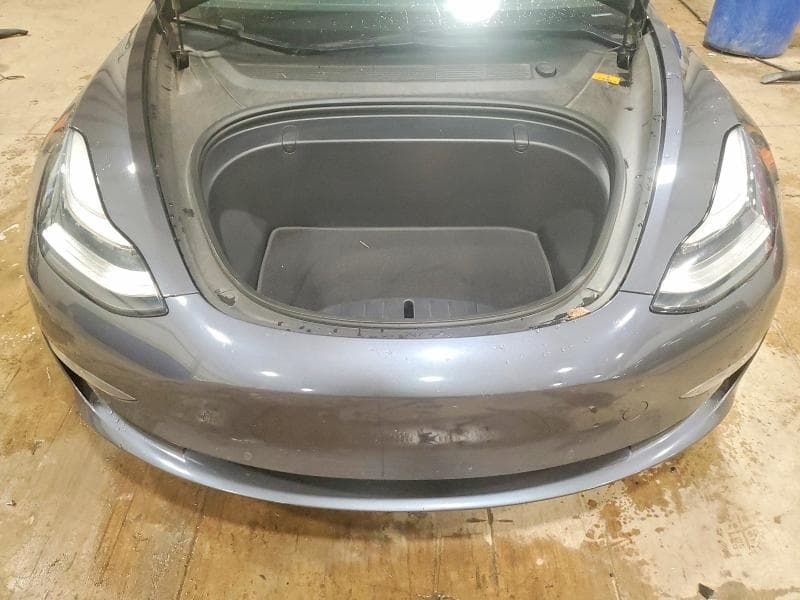 2018 TESLA MODEL 3 11